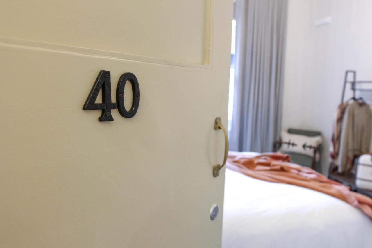 Alpine Hotel, Eat Drink Sleep Warburton Exteriör bild
